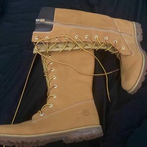 High top Timberlands